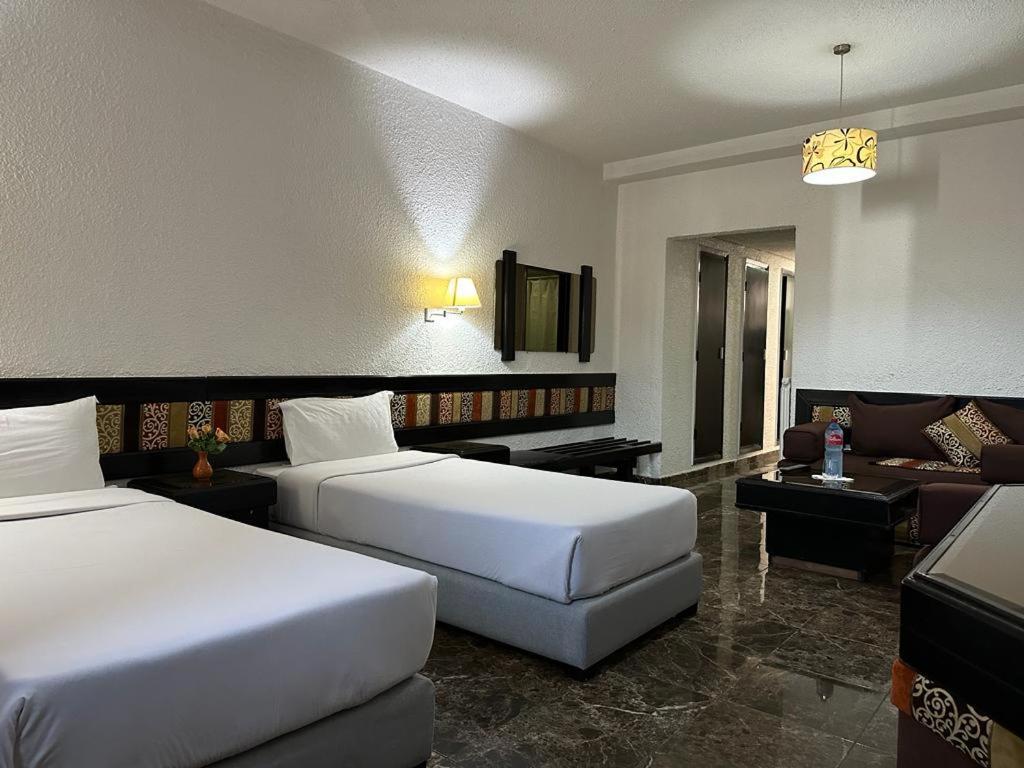 Ourida Urban Hotel ราบัต ภายนอก รูปภาพ